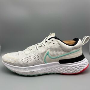 Nike | React Miler 2 Running Shoes - Platinum Tint White Green Pink ; Womens 9.5